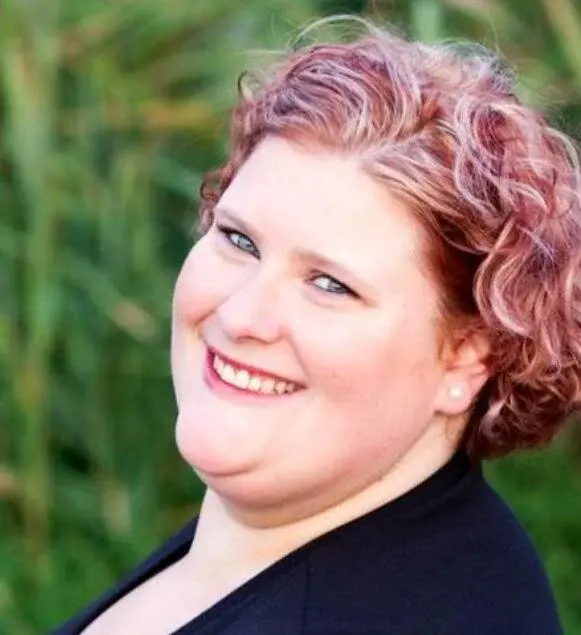 Liz Eacmen — Actor