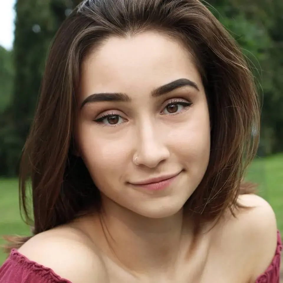 Kasie Lerner — Actor