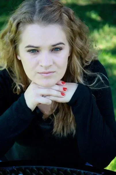 Sarah Benjamin — Actor